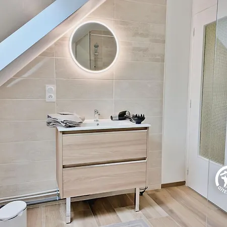 De Villefeu, 8 Personnes Дом отдыха *