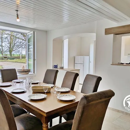 De Villefeu, 8 Personnes Дом отдыха *