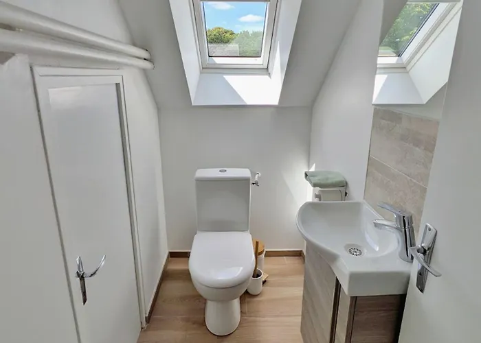 De Villefeu, 8 Personnes