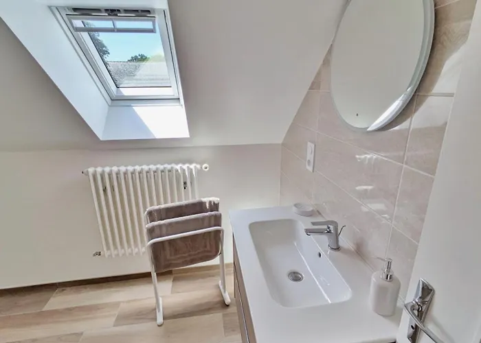 De Villefeu, 8 Personnes