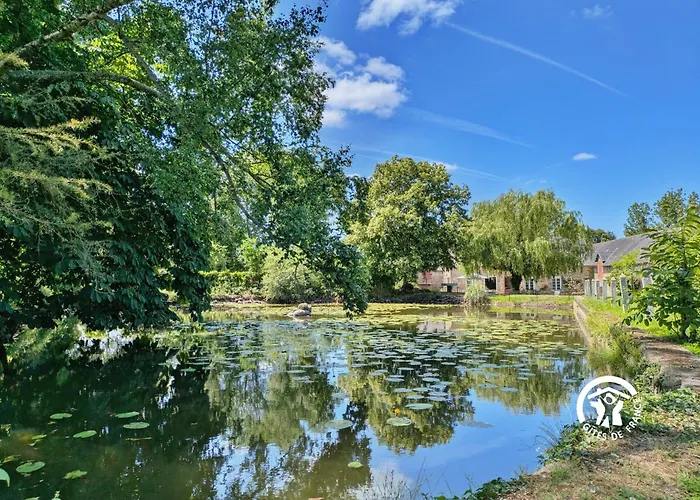 De Villefeu, 8 Personnes *