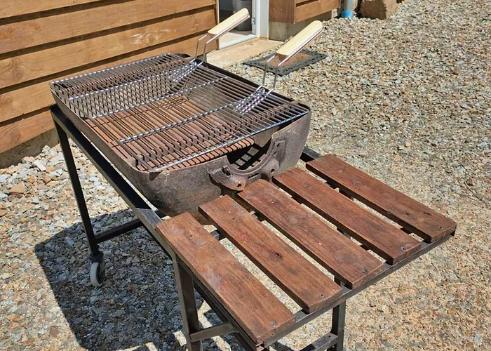 De Villefeu, 8 Personnes *